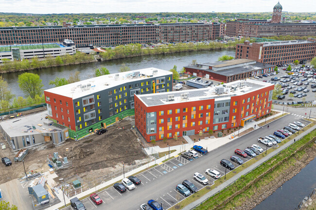 Island Parkside Housing Apartments Lawrence MA ForRent com Island Parkside Housing Apartments Lawrence MA ForRent com