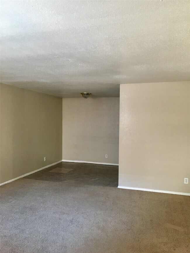 Photo - 6200 W Tidwell Rd Unit 602