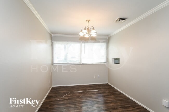 Photo - 440 Durwood Dr