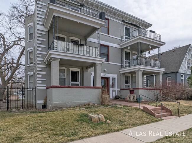 Building Photo - 1560 Gilpin St Unit 1