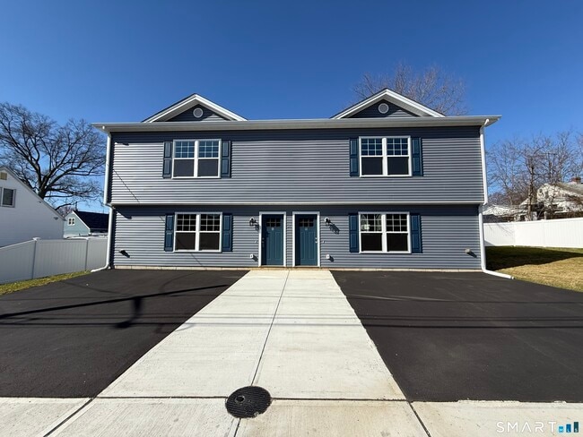 Building Photo - 96 Collis St