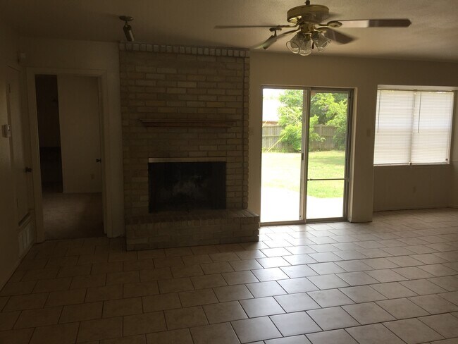 Photo - 4310 Prairie Dr