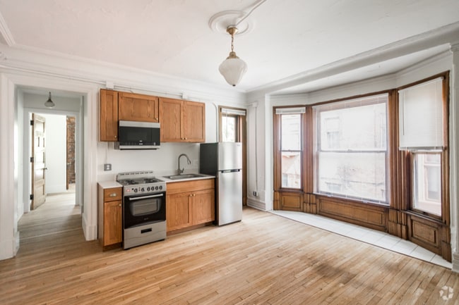 Building Photo - 223 E Ferry St Rental