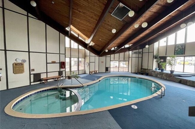 Photo - 3 BED CONDO, WATER INCLUDED IN RENT Unit 304