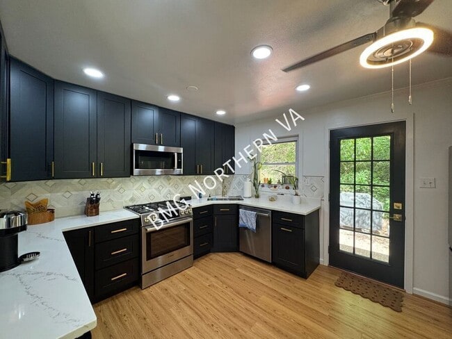 Photo - 6413 Berkshire Dr