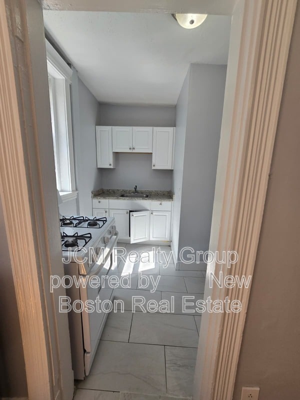 Building Photo - 131 Ocean St Unit U-77