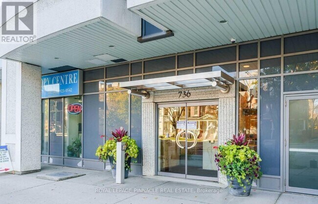 Photo - 736 Spadina Ave. Unit 317