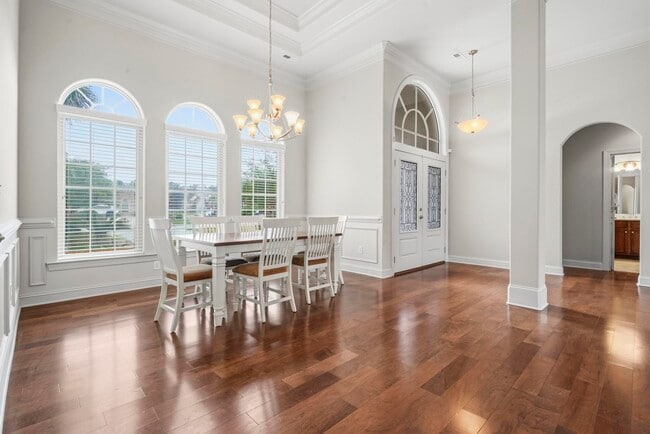 Photo - 9060 Abingdon Dr