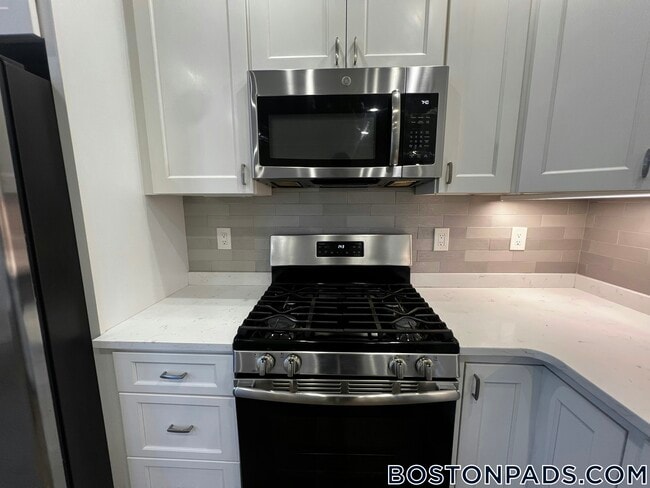 Photo - 79 Linden St Unit 1