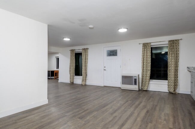 Photo - Beautiful 2 Bedroom, 1 Bath, 3 Car Garage Home with 5 Acres off CHSPR