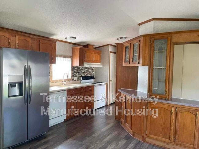 Photo - 201 Cumberland Ln