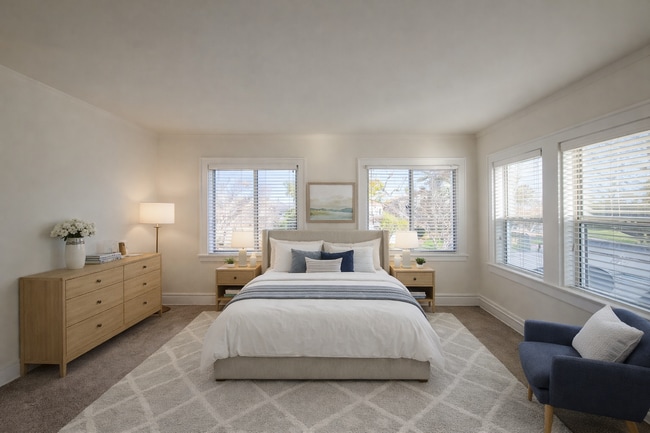 Building Photo - Bright & Inviting 1BR in the Heart of North Alhambra Unit 803 1/2