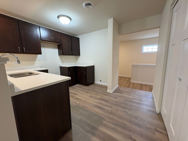 Hidden Hollow Apartments - McFarland