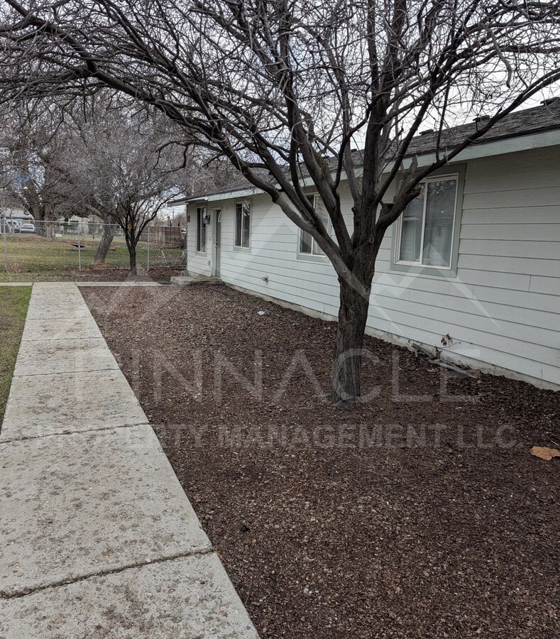 Photo - Castlevale Apartments