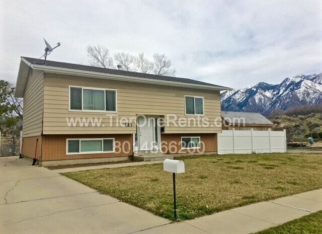 NO DEPOSIT option available for qualified ... - NO DEPOSIT option available for qualified ... Apartment