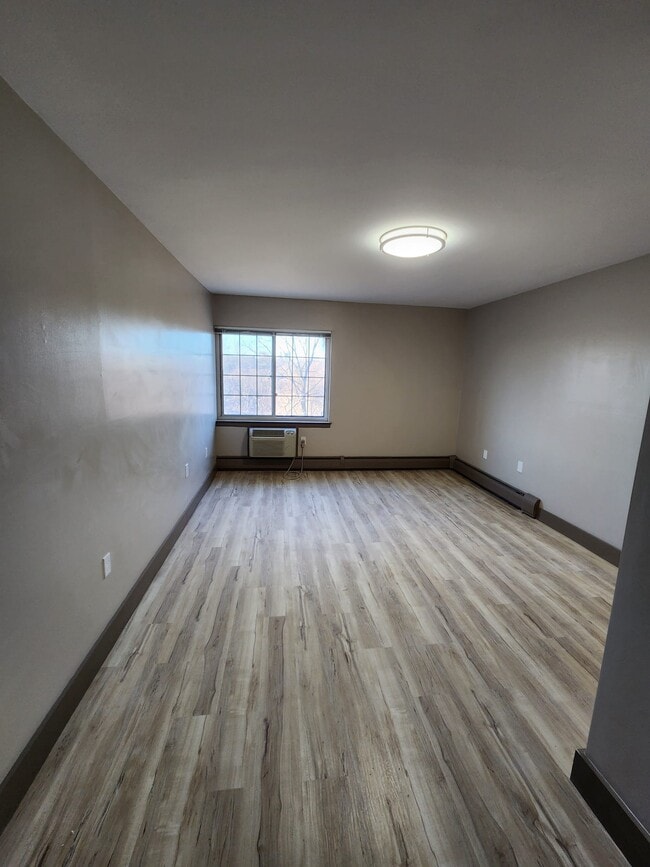 2BD Plus an Office