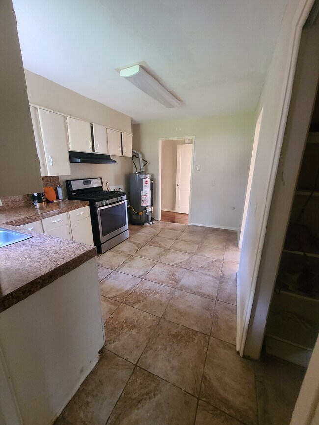 3204 Oaklawn St Rental House Rental in Victoria, TX