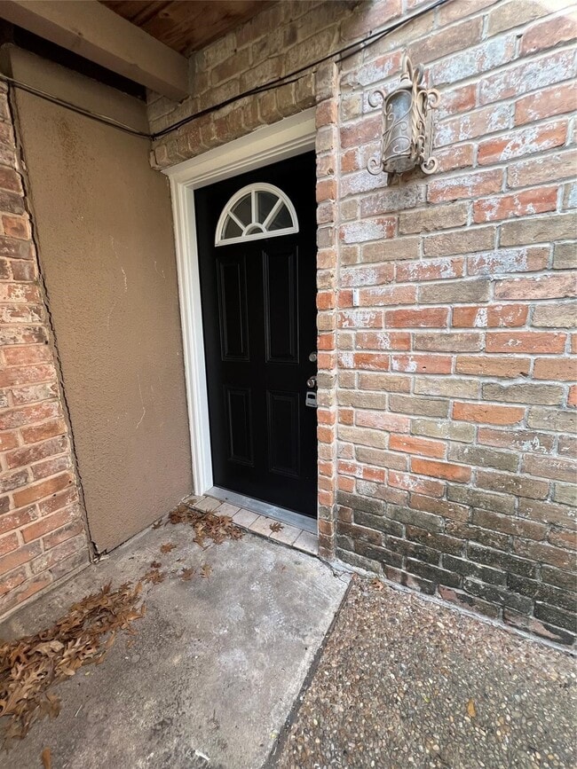 Photo - 10134 Emnora Ln