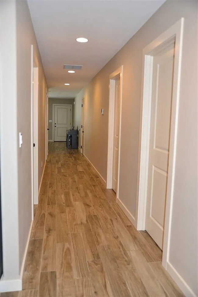 Photo - 6110 E 7th Ln