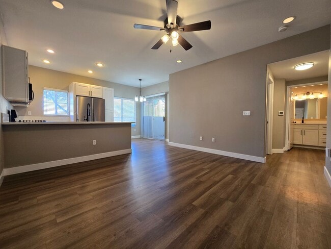 Photo - A Fabulous 2 Bedroom Condo with a Garage i...
