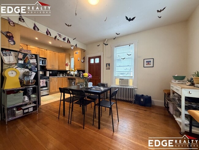 Photo - 24 Eastburn St