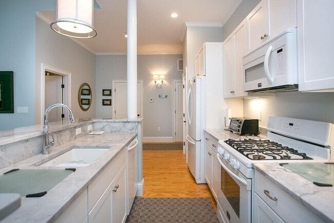 Photo - 32 Carey St Unit 2C
