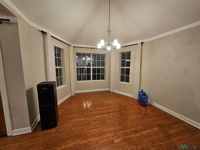 Photo - 212 Wilmington Cir