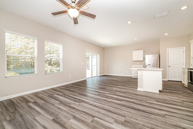 Photo - 2052 Harris Hawk Ave