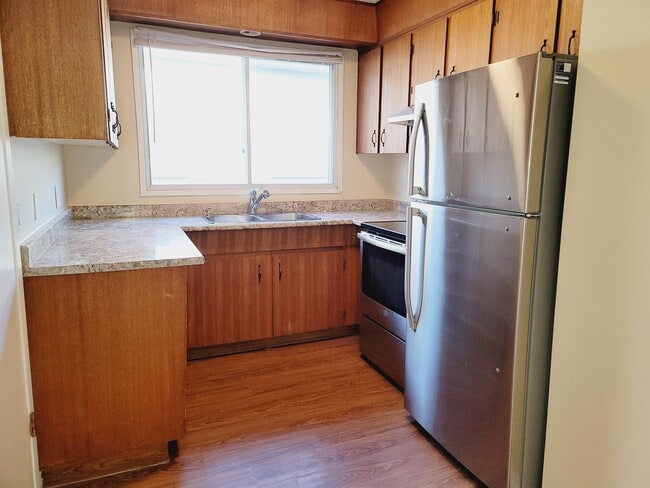 Building Photo - 10531-10154 154 St