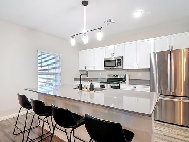 Photo - 1504 Hummingbird Rd