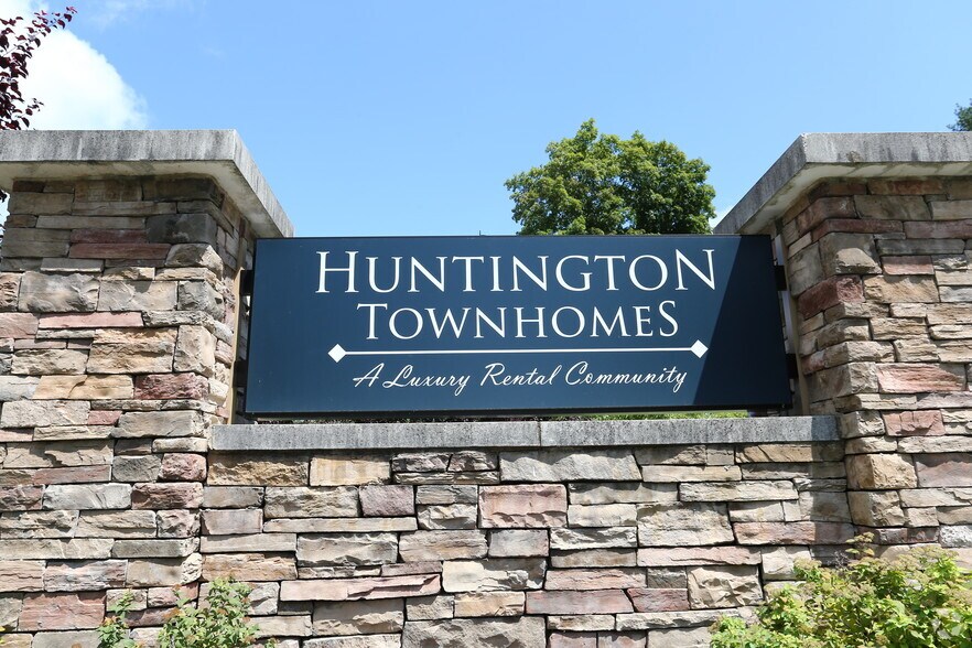 Huntington Townhomes For Rent in Shelton, CT