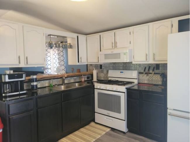 Photo - 184 Kiowa Ln