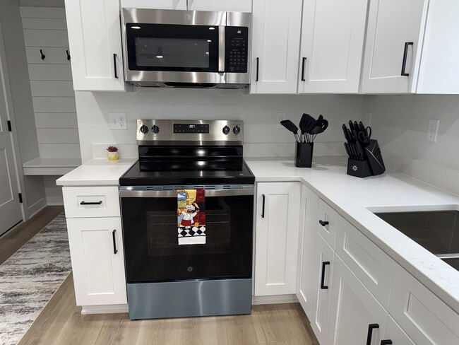 Photo - 4507 60th St