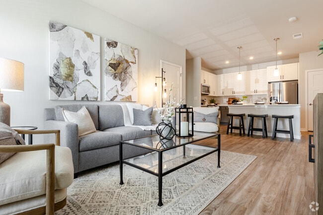2BR, 2BA - 1,031SF - Living