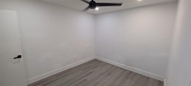 Photo - 630 N 58th Ave