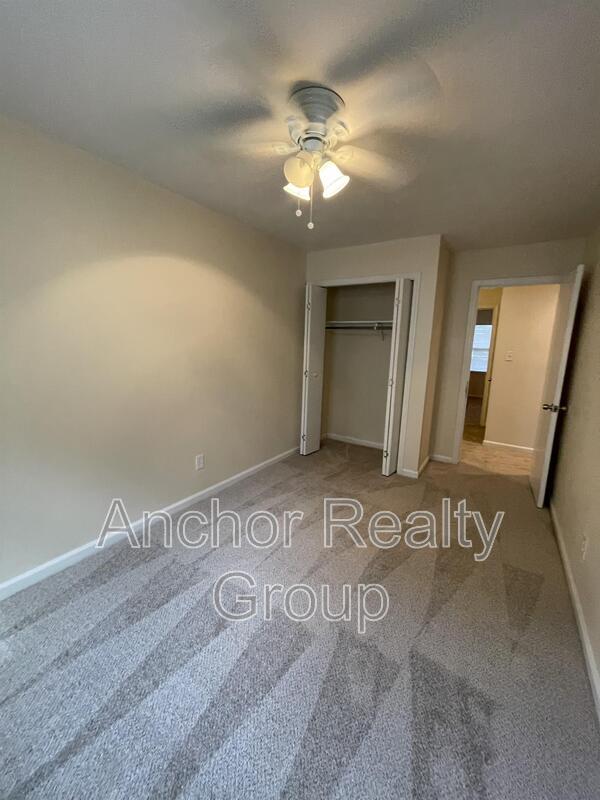 Photo - 2226 Sedgewick Dr