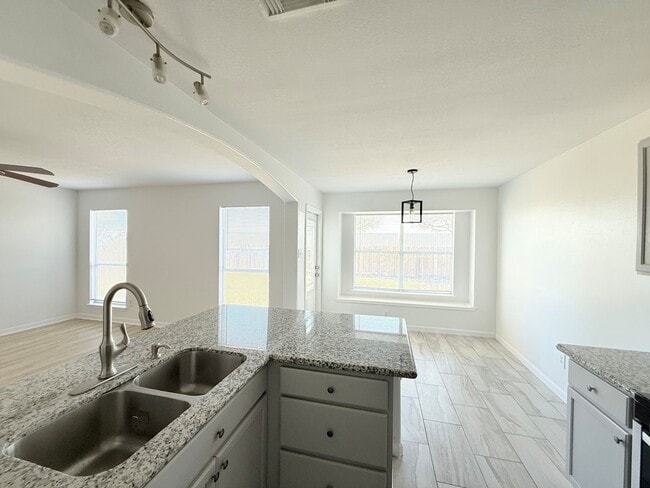 Photo - 6810 Strathmore Pl Ct