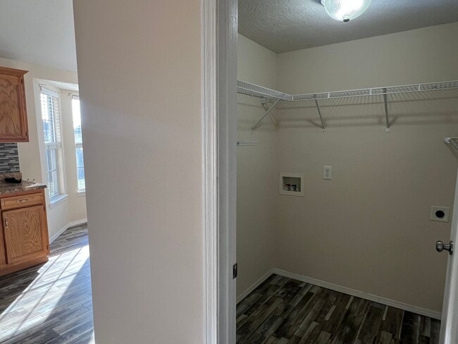 Photo - Republic Schools - Gorgeous 4 Bed 2 Bath 2 Car Garage For Rent