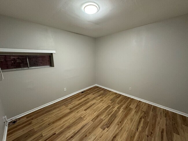 Photo - 4250-52 Castleman Unit 4250