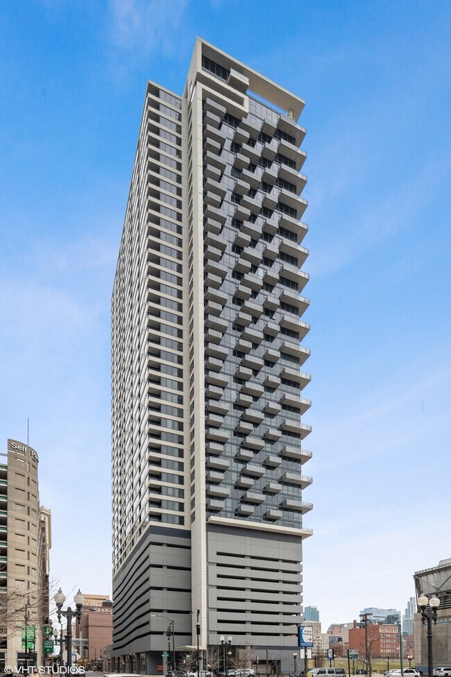 Photo - 235 W Van Buren St Condo Unit 2915