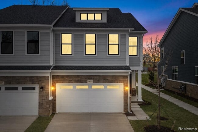 Building Photo - 10633 Barrett