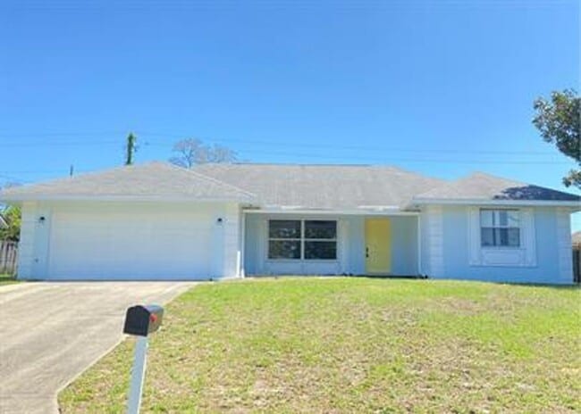Building Photo - Beautiful 3 Bedroom House in Quiet Ormond ...