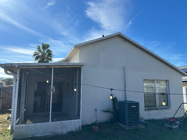 Photo - 6142 Lanshire Dr