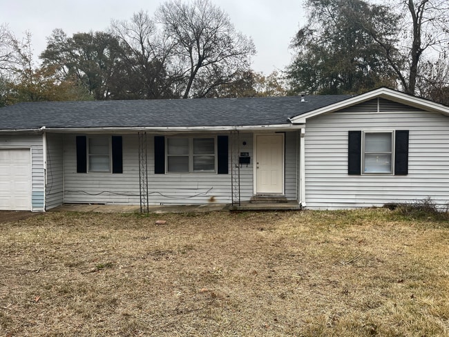 Building Photo - 1126 Barbara Ann Dr