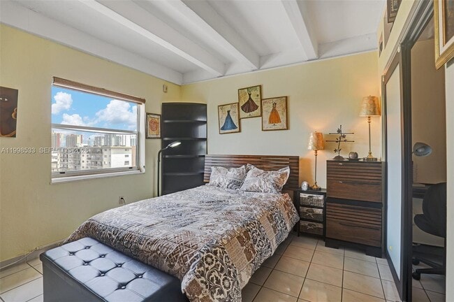 Photo - 3536 NE 168th St Unit 502