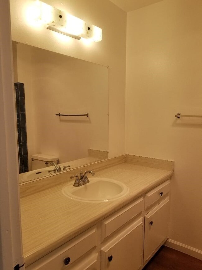 Photo - 2818 W 235th St Unit 3