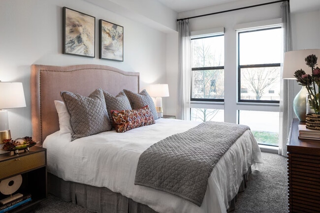 Photo - Lock in Your Lease & Get Up to $500 Off! Unit 10HW