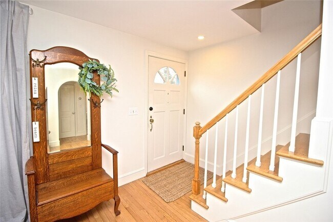 139 Coggeshall Ave