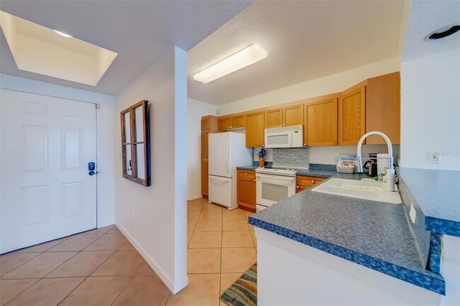 16550 Gulf Blvd Unit 643
