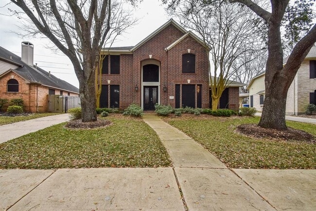 Building Photo - 4526 Lakeside Meadow Dr